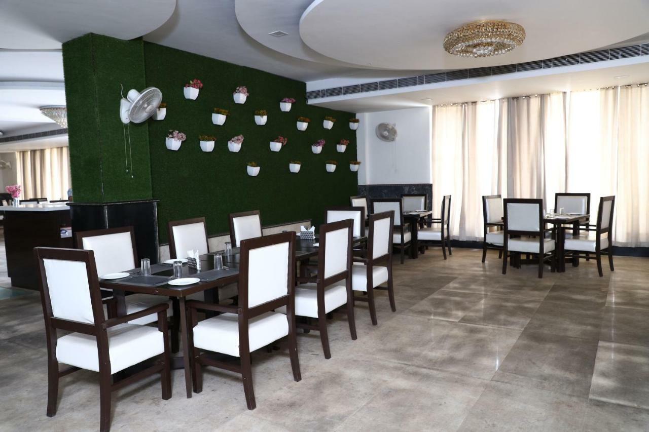 Diwan Hotel And Restaurant Surkhi Exterior photo