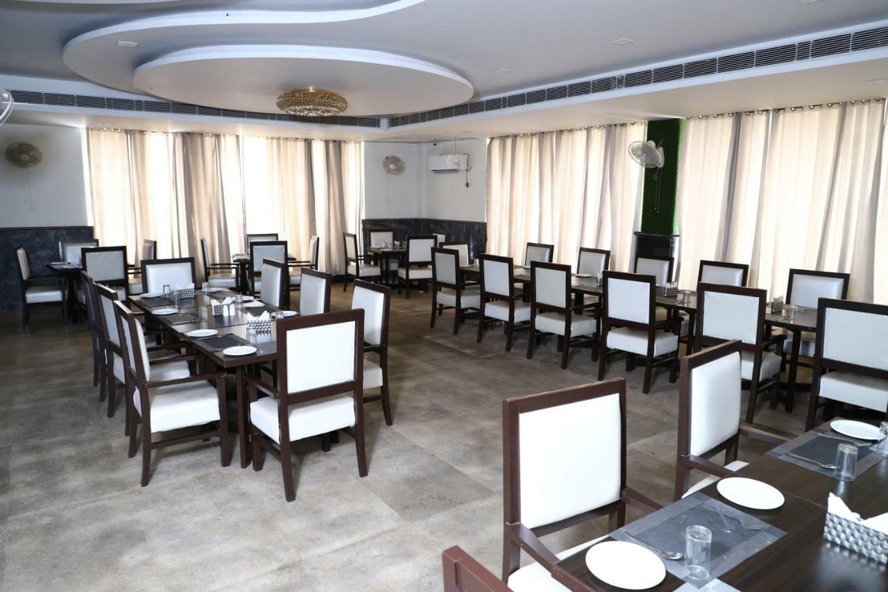 Diwan Hotel And Restaurant Surkhi Exterior photo