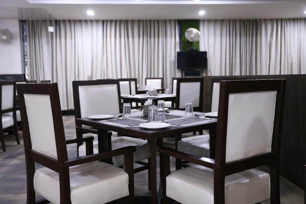 Diwan Hotel And Restaurant Surkhi Exterior photo