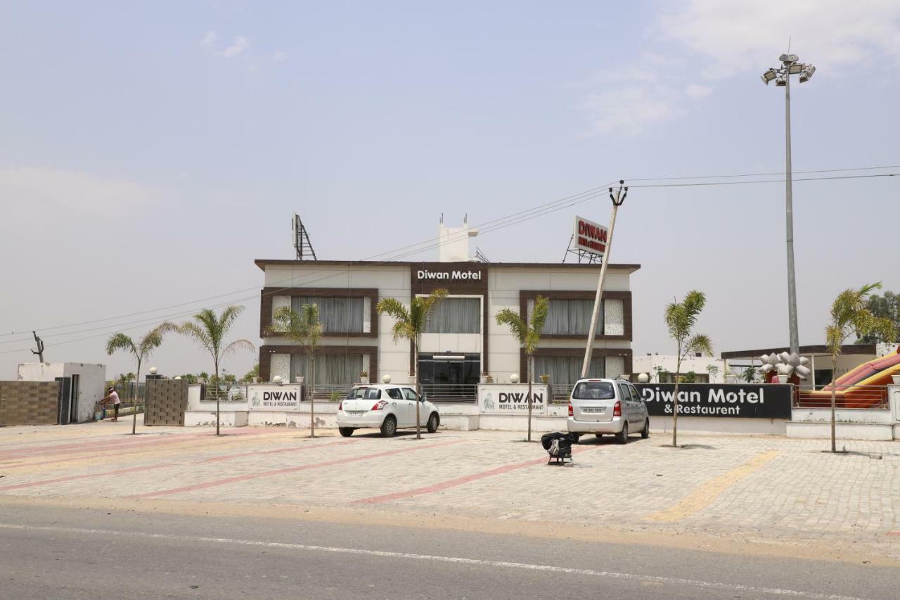 Diwan Hotel And Restaurant Surkhi Exterior photo