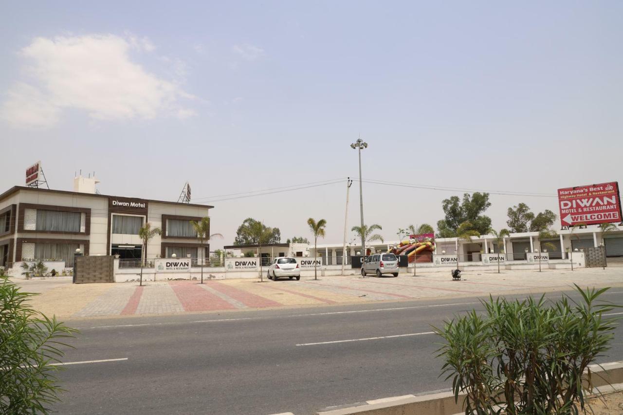 Diwan Hotel And Restaurant Surkhi Exterior photo